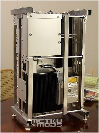 Illustration for article titled DIY Case Mod Turns Your PC Into a Gigantic Heatsink